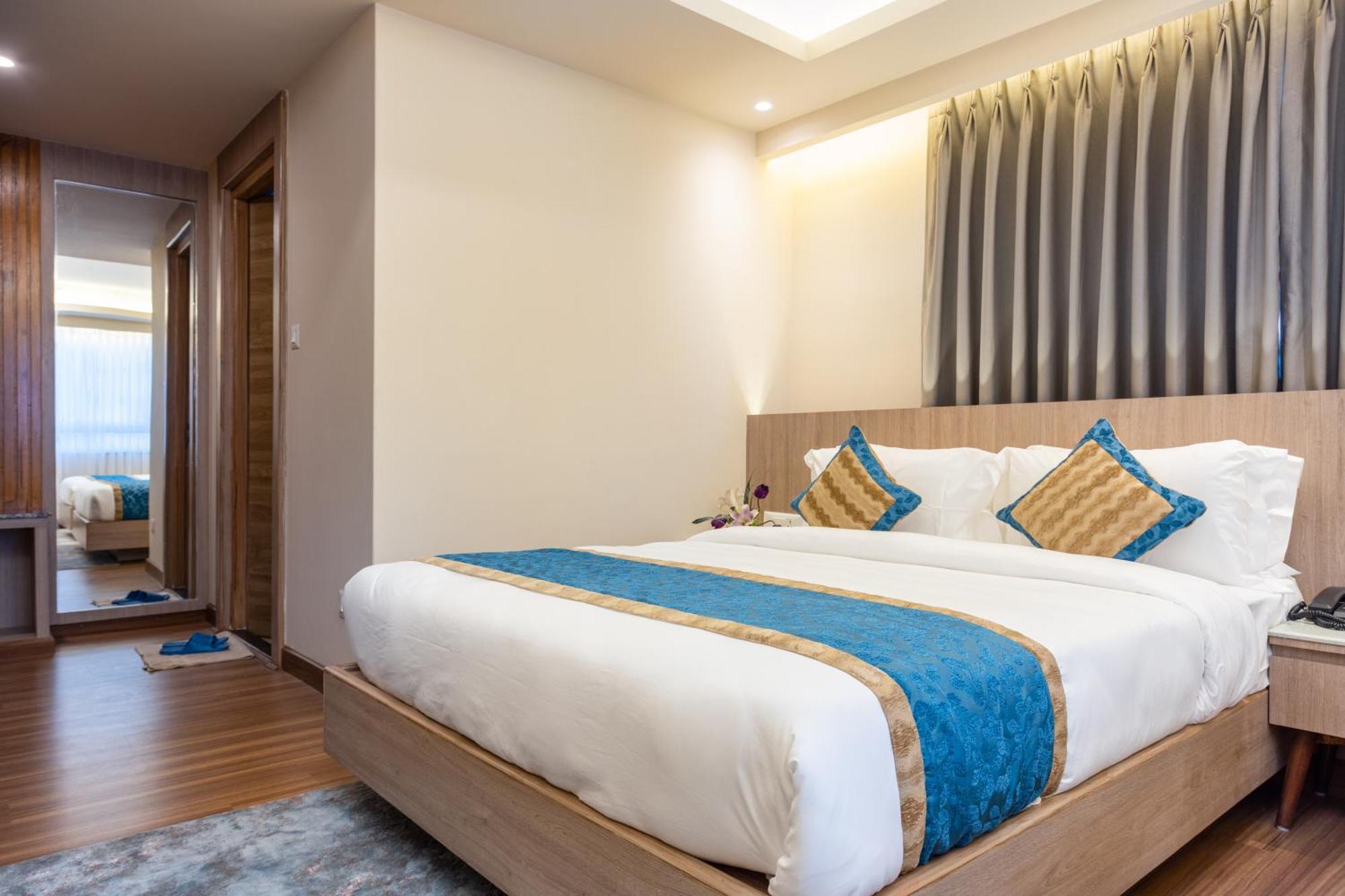 Shuvatara Suites & Spa, Thamel Kathmandu Exterior photo